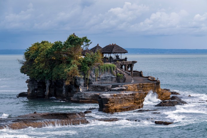 Indonesia: Tanah Lot to Do in Indonesia