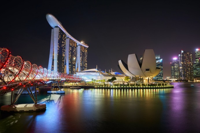 Singapore: The Fast and Curious